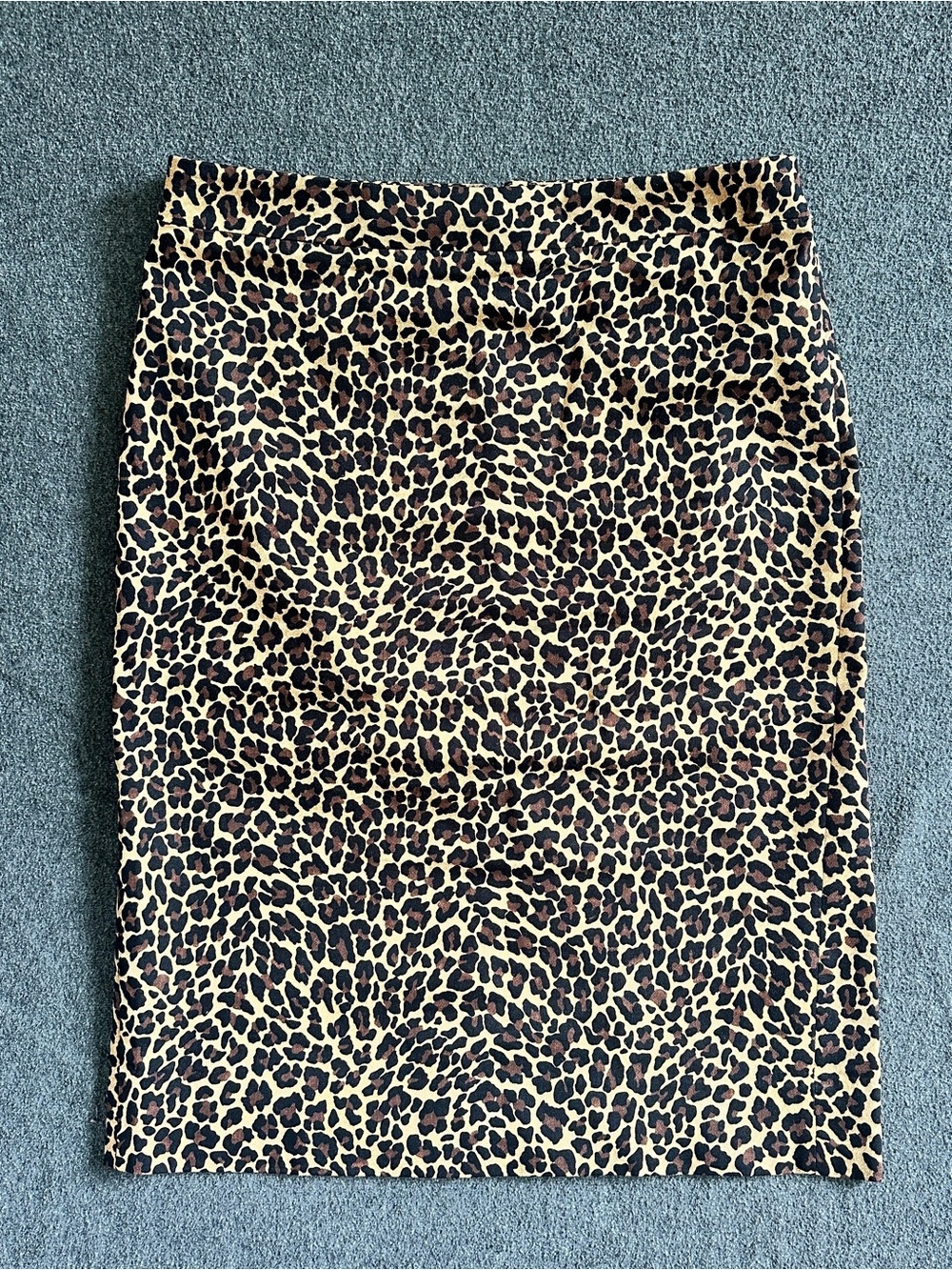JCREW Classic Leopard Print Pencil Skirt Capsule Minimal 90s